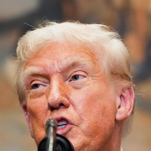 Manipulação de Dados: Revisões nos Números de Emprego nos EUA e a Explosão de Trump