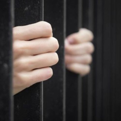 Médico Condenado a 43 Anos por Estuprar Pacientes com Câncer em Minas Gerais