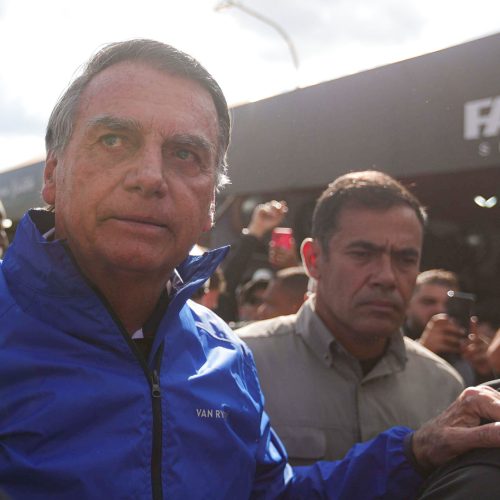 Pública: 53% Aprovam Prisão de Bolsonaro em Enquetes Online