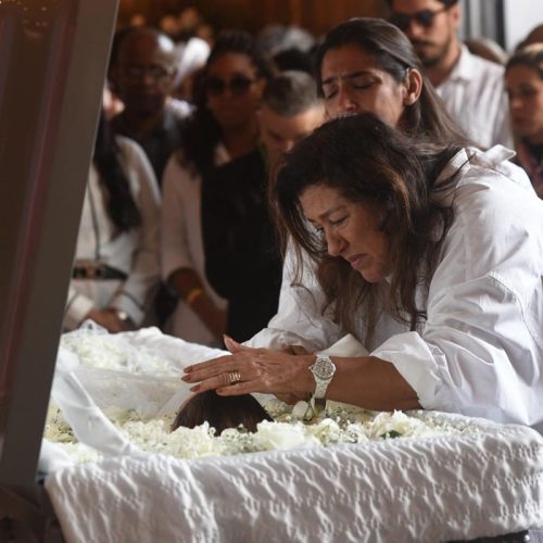 Regina Casé se Despede de Preta Gil em Cerimônia Emocionante no Rio de Janeiro