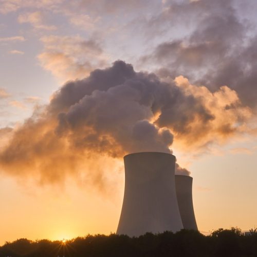 Relatório do governo Trump minimiza mudanças climáticas: análise crítica das conclusões em desacordo com a ciência