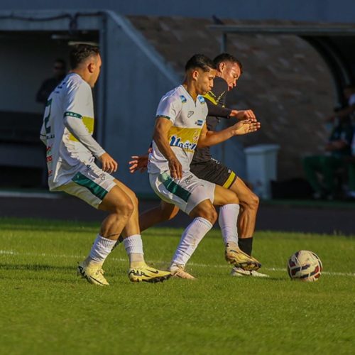 Série D: Confira os Melhores Momentos de FC Cascavel-PR vs Uberlândia-MG