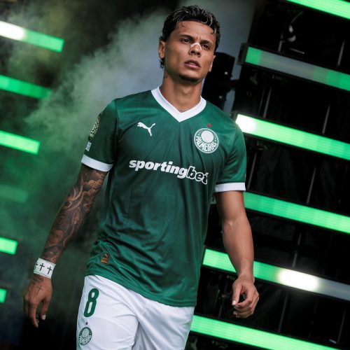 Transferência de Jogadores: O Palmeiras Vende Richard Ríos ao Benfica, Mas O Guarani Também Lucra