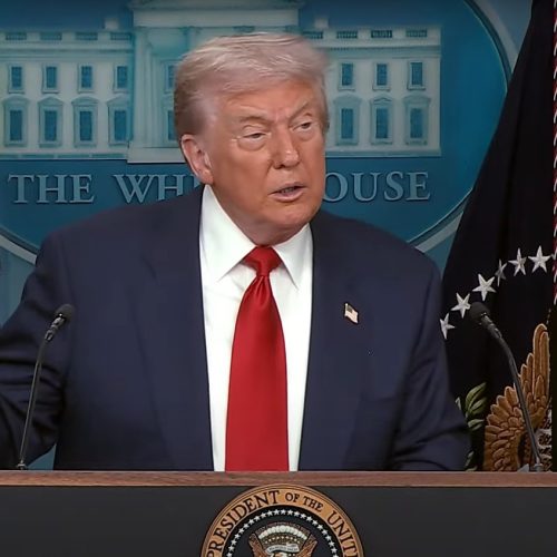 Trump destaca Brasília como capital violenta ao anunciar federalização da polícia em Washington
