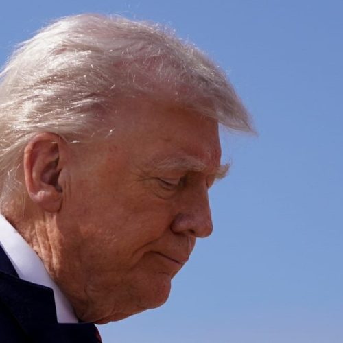 Trump Exige Lista de Estudantes Estrangeiros de Harvard em Nova Escalada