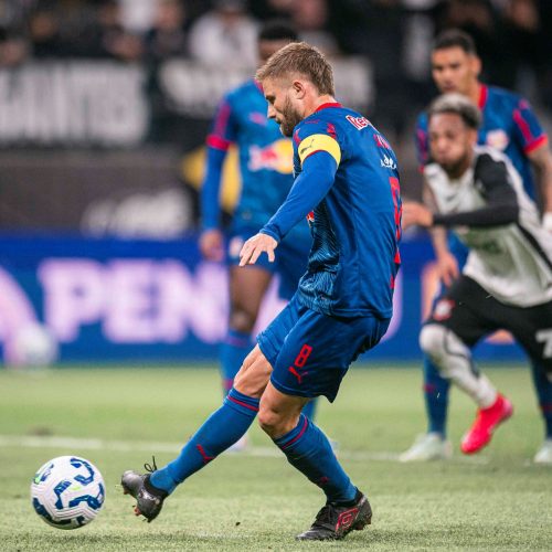 VAR em Pênalti Polêmico: Análise Detalhada do Corinto x Bragantino