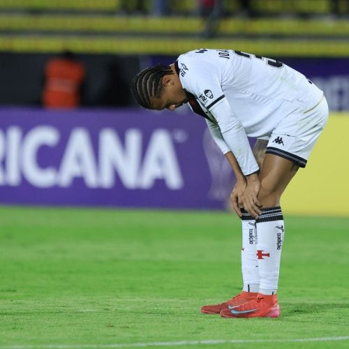 Vasco Quebra Recordes em Derrota por 4 a 0 na Sul-Americana