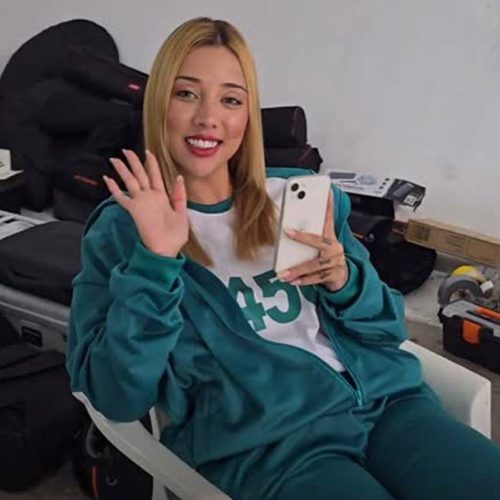 Vitória Beatriz, Atriz Brasileira Famosa por Paródias, Conclui Viagem aos 28 Anos