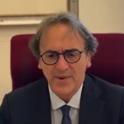 Zambelli: Deputado italiano revela envolvimento ao entregar endereço à polícia